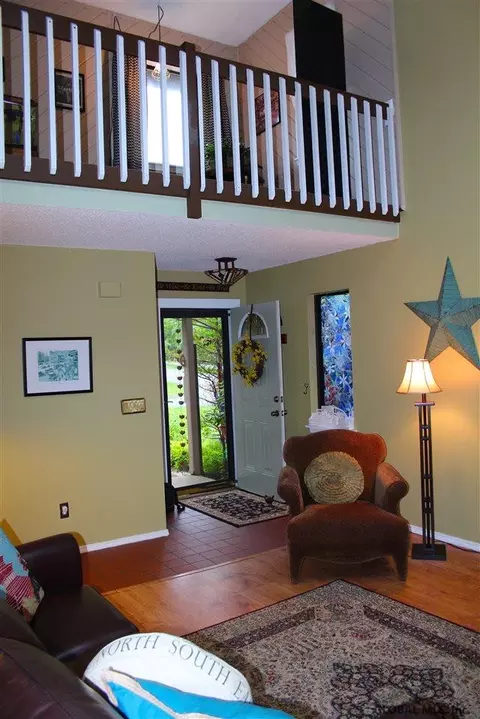 2 Eton Dr, Slingerlands, NY 12159 photo 4