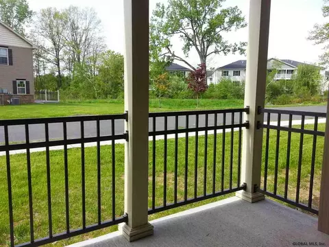 46 Kendall Dr, Delmar, NY 12054 photo 6