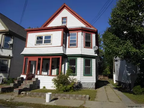 961 Maple Ave, Schenectady, NY 12307 photo 8
