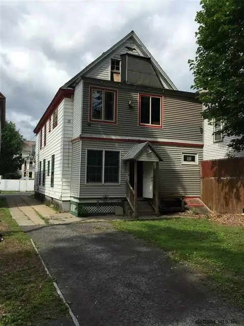 961 Maple Ave, Schenectady, NY 12307 photo 6