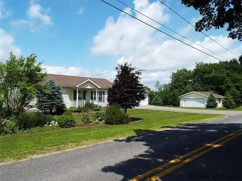 182 Mosher Rd, Amsterdam, NY 12010 photo 2