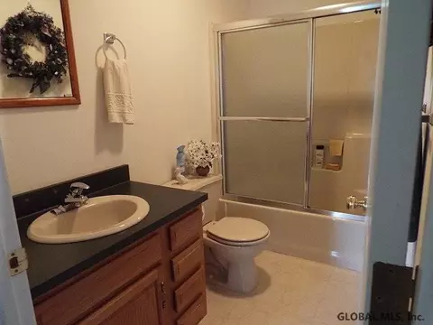 182 Mosher Rd, Amsterdam, NY 12010 photo 12