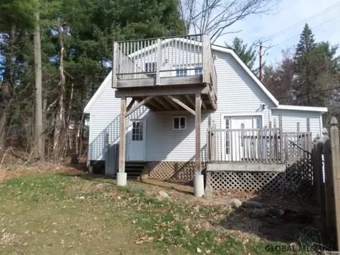 94 Werner Rd, Clifton Park, NY 12065 photo 1