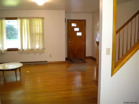 172 Marshall Ave, Schenectady, NY 12304 photo 3