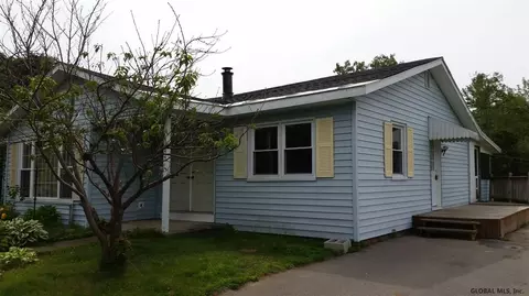 244 E State St, Gloversville, NY 12078 photo 3