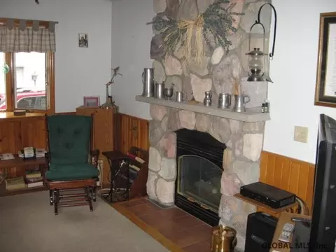 1159 Mcclellan St, Schenectady, NY 12309 photo 9