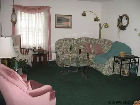 1159 Mcclellan St, Schenectady, NY 12309 photo 3