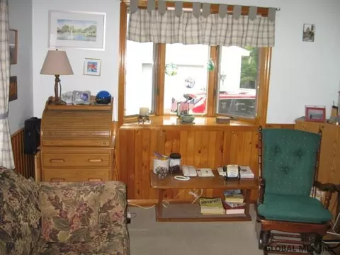 1159 Mcclellan St, Schenectady, NY 12309 photo 10