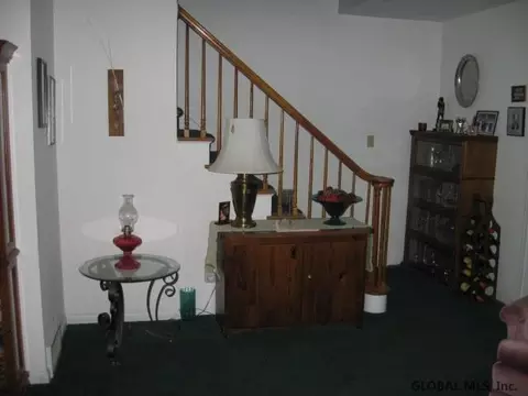 1159 Mcclellan St, Schenectady, NY 12309 photo 4