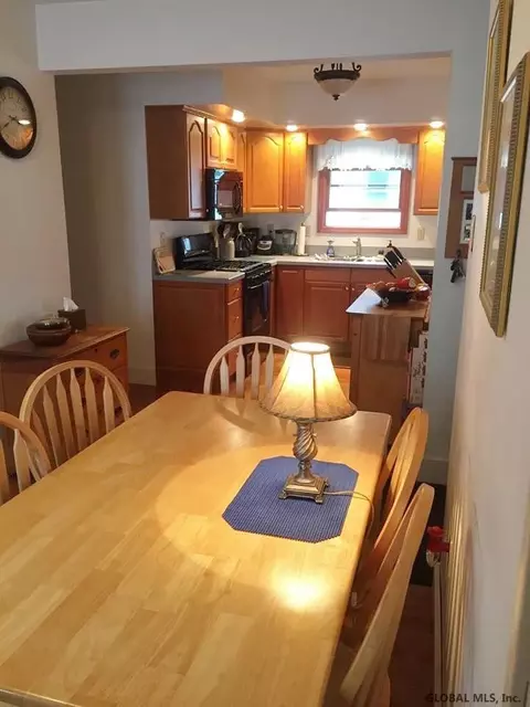 909 Hazelwood Ave, Schenectady, NY 12306 photo 13