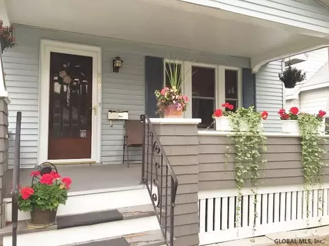 909 Hazelwood Ave, Schenectady, NY 12306 photo 16