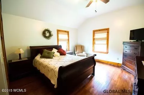 686 W Valley Rd, Argyle, NY 12809 photo 9