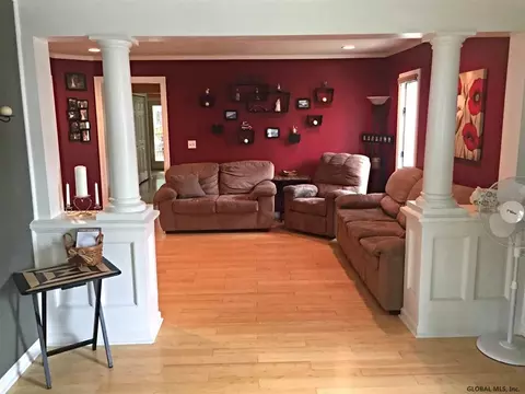 33 Pine St, Oneonta, NY 13820 photo 8