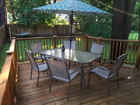 33 Pine St, Oneonta, NY 13820 photo 3