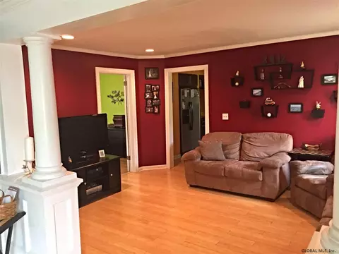 33 Pine St, Oneonta, NY 13820 photo 9