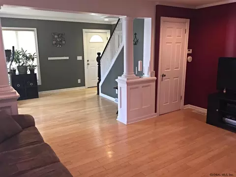 33 Pine St, Oneonta, NY 13820 photo 11