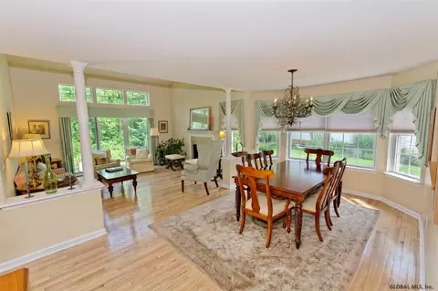 23 Walden Fields Dr, Delmar, NY 12054 photo 9