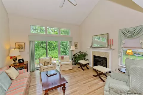 23 Walden Fields Dr, Delmar, NY 12054 photo 11