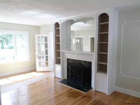 1159 Phoenix Ave, Schenectady, NY 12308 photo 7