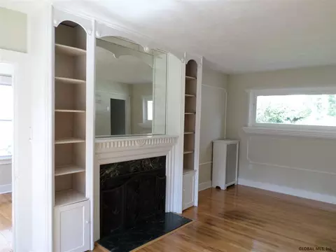 1159 Phoenix Ave, Schenectady, NY 12308 photo 8