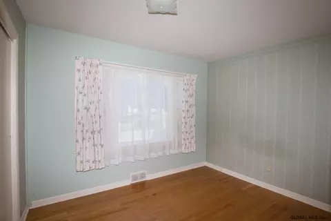 348 E Campbell Rd, Schenectady, NY 12303 photo 11