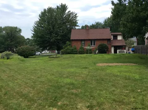 19 Continental Rd, Schenectady, NY 12306 photo 16