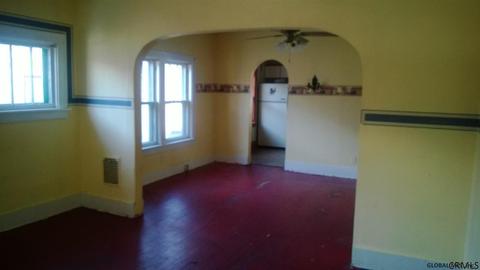 12 Myrtle Ave, Schenectady, NY 12304 photo 5