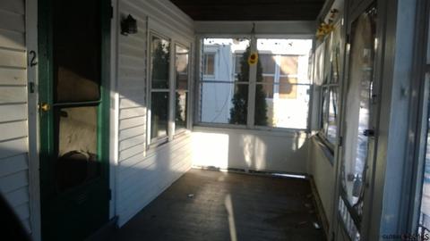12 Myrtle Ave, Schenectady, NY 12304 photo 15