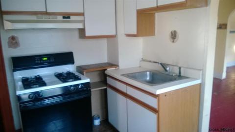 12 Myrtle Ave, Schenectady, NY 12304 photo 9