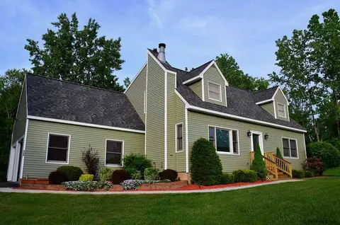 115 Meyer Rd, Clifton Park, NY 12065 photo 2