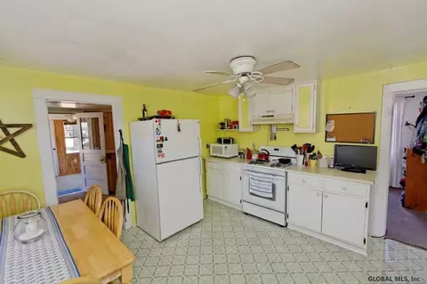 131 E Main St, Cambridge, NY 12816 photo 16