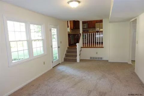 66 Dorchester Ave, Selkirk, NY 12158 photo 11