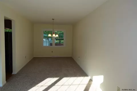 66 Dorchester Ave, Selkirk, NY 12158 photo 12