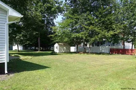 66 Dorchester Ave, Selkirk, NY 12158 photo 3