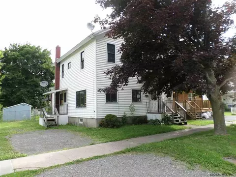 93 E North St, Ilion, NY 13357 photo 1