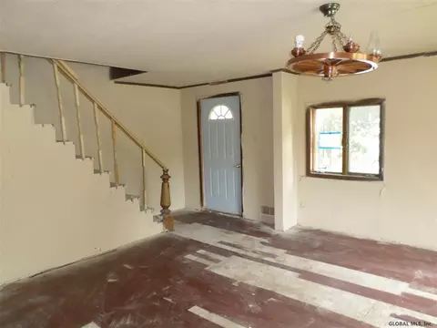 93 E North St, Ilion, NY 13357 photo 3