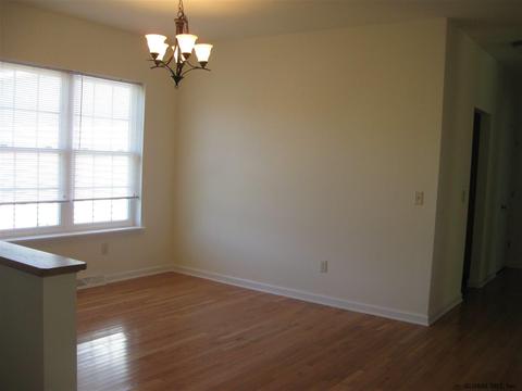 83 Sheldon Dr, Mechanicville, NY 12118 photo 5