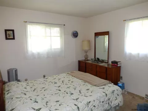 1041 Wtry Rd, Schenectady, NY 12309 photo 12