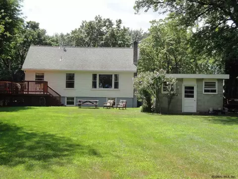 5 Crestwood Dr, Schenectady, NY 12306 photo 25