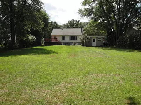 5 Crestwood Dr, Schenectady, NY 12306 photo 24