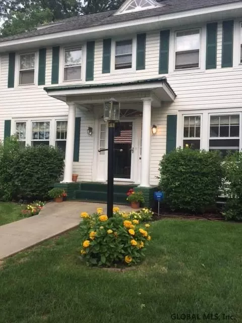 1198 Phoenix Ave, Schenectady, NY 12308 photo 2