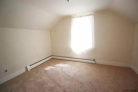 1304 Trinity Ave, Schenectady, NY 12302 photo 12
