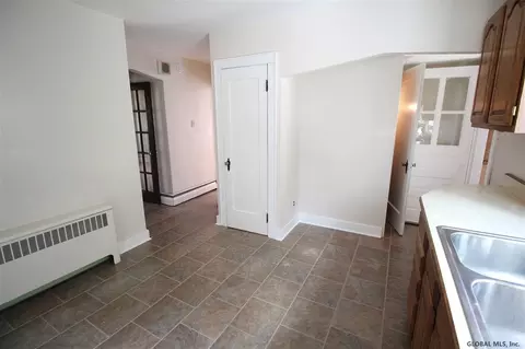 1304 Trinity Ave, Schenectady, NY 12302 photo 17