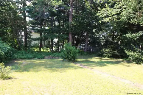 1304 Trinity Ave, Schenectady, NY 12302 photo 4