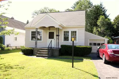 1304 Trinity Ave, Schenectady, NY 12302 photo 3