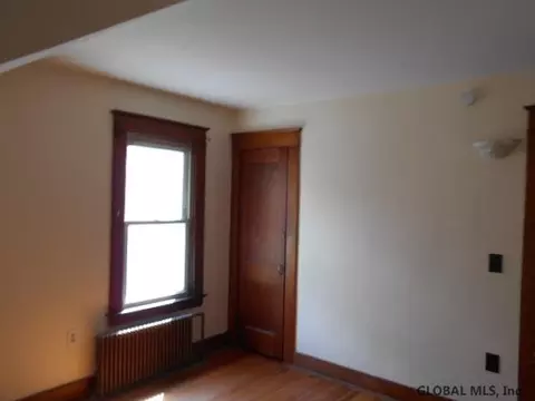 1081 Dean St, Schenectady, NY 12309 photo 14