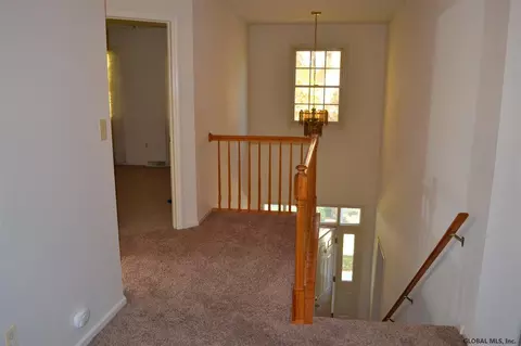 14 Squire Rd, Schenectady, NY 12304 photo 23