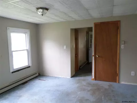 140 W Prospect St, Ilion, NY 13357 photo 3