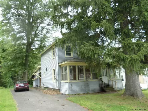 140 W Prospect St, Ilion, NY 13357 photo 1