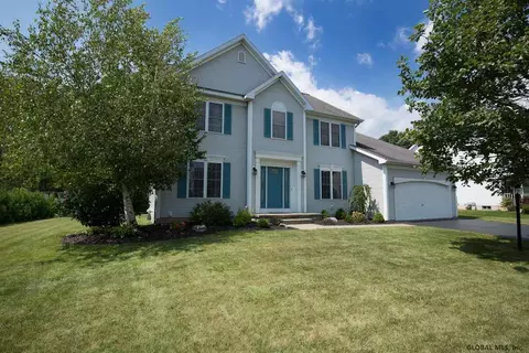 31 Hasgate Dr, Delmar, NY 12054 photo 2